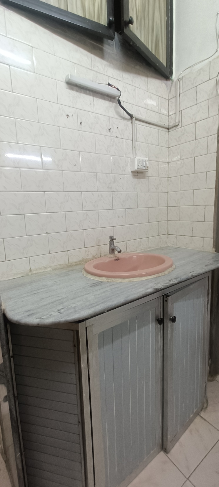 Bathroom, golden-view 2 Bedroom 1000 Sq.Ft. Apartment In Santacruz East Mumbai 7411780
