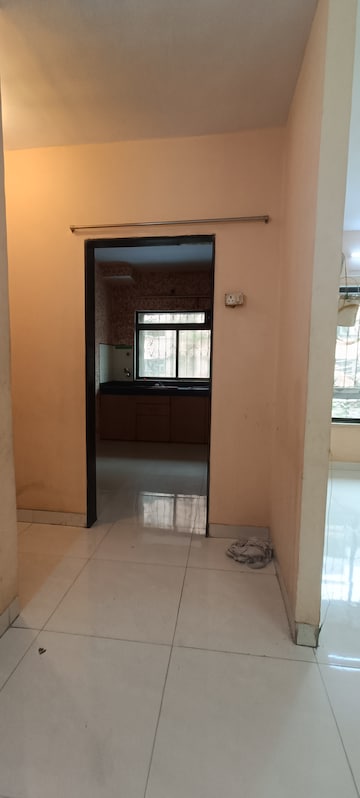 Room in 2 BHK Apartment at Sagar Avenue, Santacruz East – for Sale