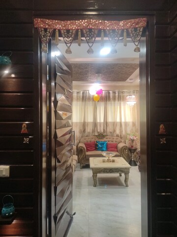 Bathroom in 3 BHK Builder Floor at Palam Vihar – for Sale