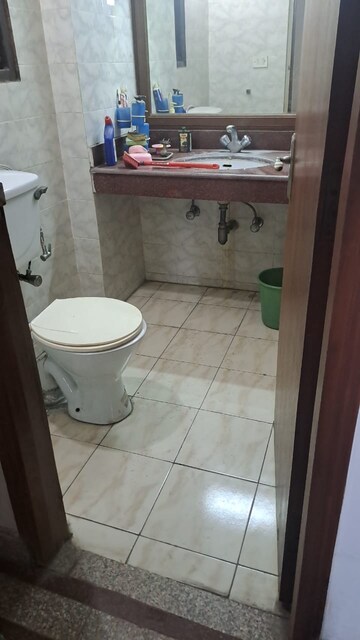 Master Bedroom in 3 BHK Independent House at Palam Vihar – for Sale