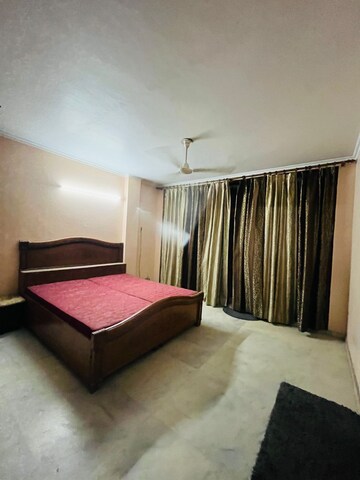 Bedroom in 3 BHK Independent House at Palam Vihar – for Sale