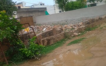 Plot For Sale in Gandhi Path