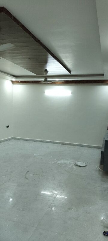 Room in 3 BHK Builder Floor at Chattarpur – for Sale