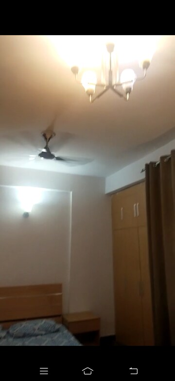 Room in 2 BHK Apartment at Nimbus Express Park View, Chi V Greater Noida – for Sale
