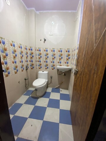 Bathroom in 2 BHK Builder Floor at Best Home 7, Sector 72 – for Sale