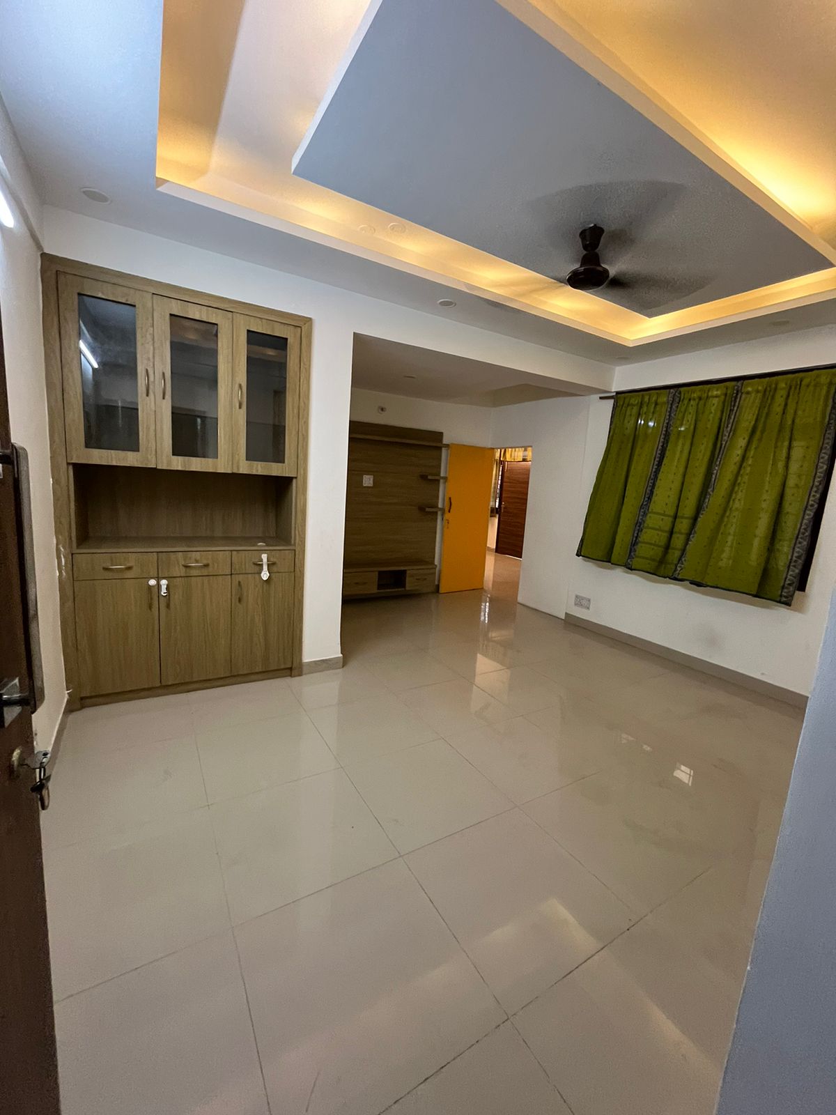 Rental 2 Bedroom 1100 Sq.Ft. Apartment in DDA Flats Vasant Kunj, Vasant ...