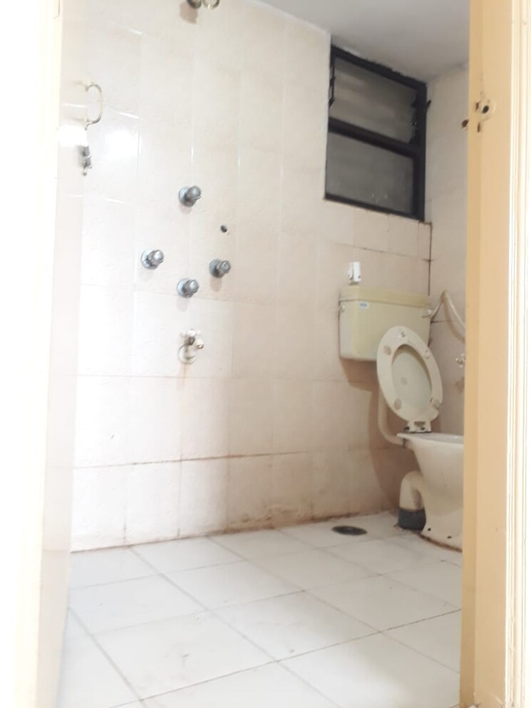 Bathroom, vishwakarma-sai-royale 2 Bedroom 1000 Sq.Ft. Apartment In Wanowrie Pune 7412802