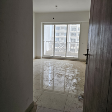 Room in 3 BHK Apartment at ABA Ivy County, Sector 75 – for Sale