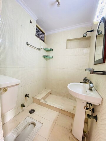 Bathroom in 4 BHK Apartment at Sector 11 Dwarka – for Sale