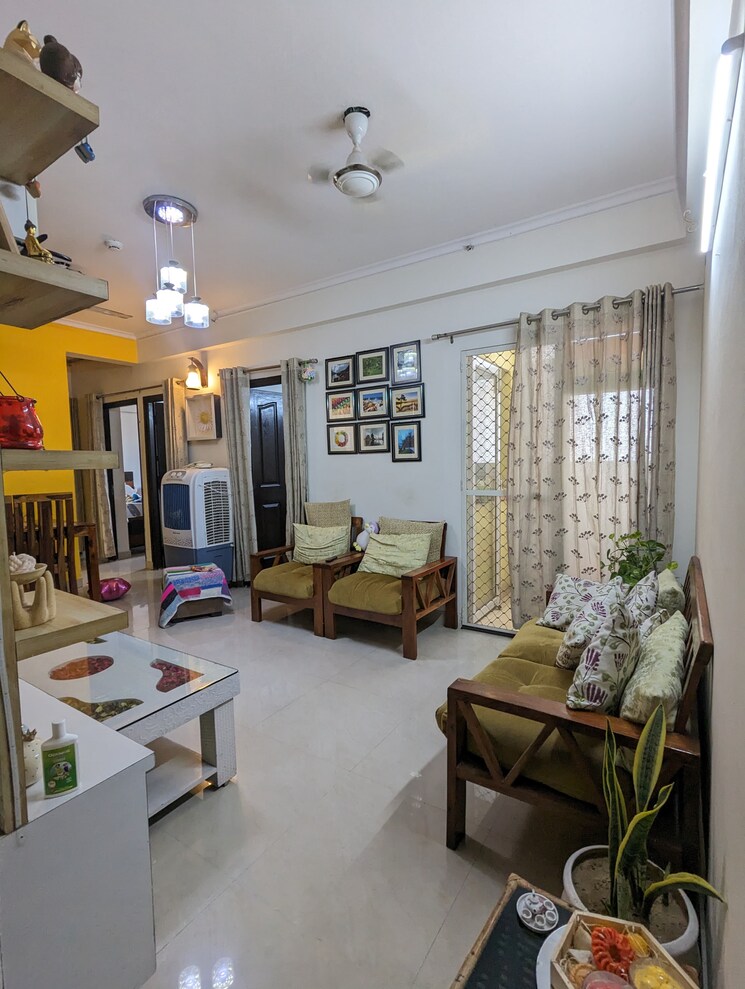Living Room, jm-florence 2.5 Bedroom 1220 Sq.Ft. Apartment In Tech Zone 4 Greater Noida Greater Noida 7413074