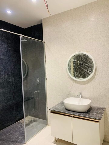 Bathroom in 3 BHK Builder Floor at Ardee City, Sector 52 – for Sale