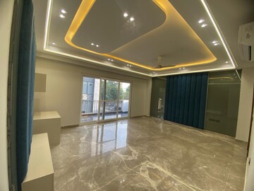 Room in 4 BHK Builder Floor at Sushant Lok 3, Sector 57 – for Sale