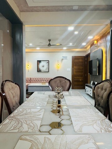 Bedroom in 3 BHK Builder Floor at Parth Crown, Nirman Nagar – for Sale