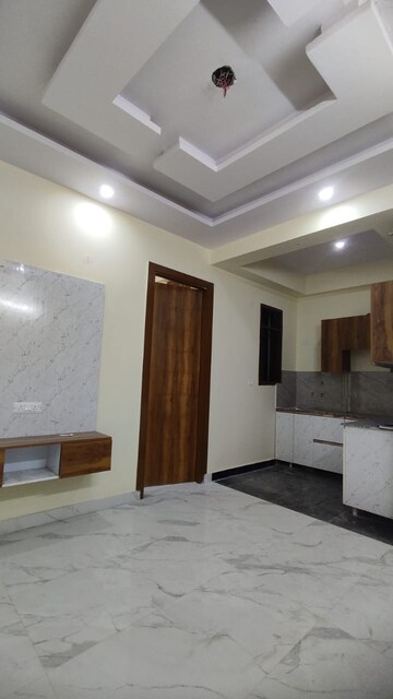 2 BHK Builder Floor For Sale in Sector 73