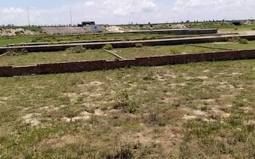 Plot For Sale in Nh 24