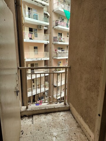 Balcony in 2 BHK Apartment at BPTP Princess Park, Sector 86 – for Sale