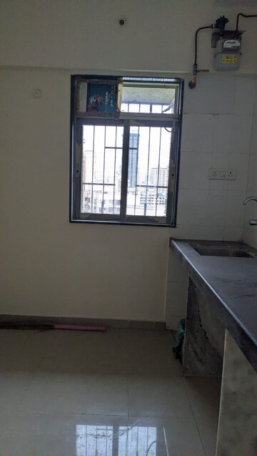 Room in 1 BHK Apartment at Vihang Valley Phase 2, Kasarvadavali – for Sale