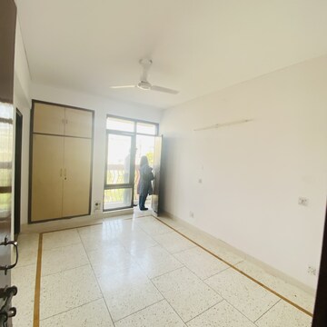 Room in 3 BHK Apartment at Sector 22 Dwarka – for Sale