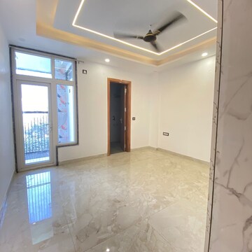 Room in 3 BHK Apartment at Sector 22 Dwarka – for Sale