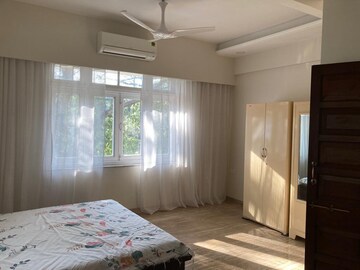 Bedroom in 2 BHK Apartment at New Marine Lines – for Sale