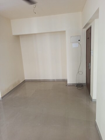 Room in 1 BHK Apartment at Man Opus, Mira Road – for Sale