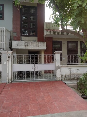 2 BHK Independent House For Sale in Xu Iii Greater Noida