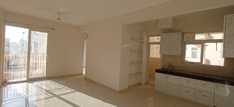 Room, signature-global-the-millennia 2 Bedroom 710 Sq.Ft. Apartment In Sector 37d Gurgaon 7415441