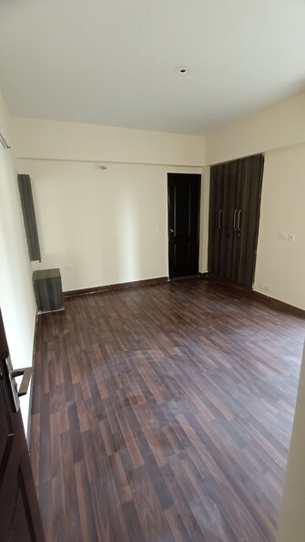 3 BHK Apartment For Rent in Sethi Max Royale Sector 76 Noida  7415700