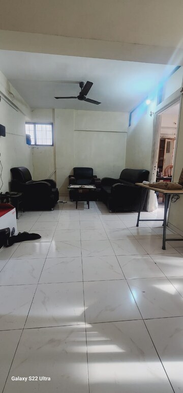 Master Bedroom in 2 BHK Apartment at Karia Konark Campus, Viman Nagar – for Sale