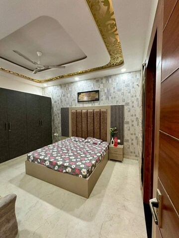 Bedroom in 4 BHK Villa at Mansarovar – for Sale