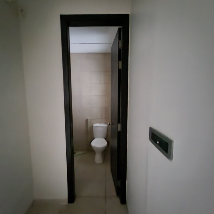 Attached Bathroom, oberoi-enigma 4 Bedroom 1886 Sq.Ft. Apartment In Mulund West Mumbai 7416159