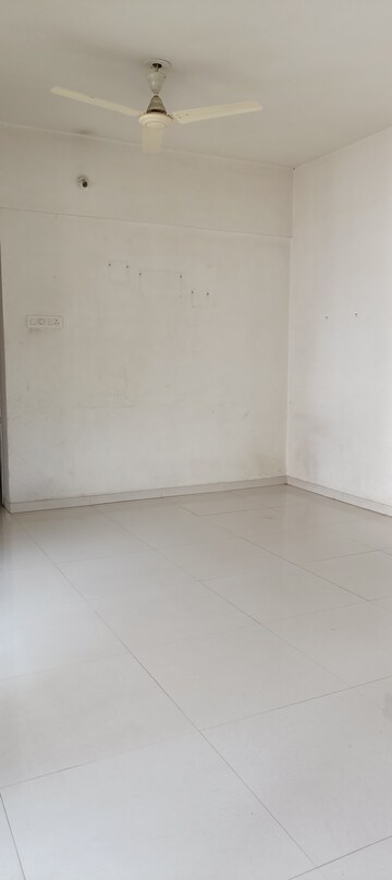 Room in 2 BHK Apartment at Pride World City Long Island, Charholi Budruk – for Sale