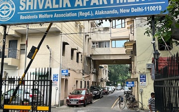 4 BHK Builder Floor For Sale in Alaknanda