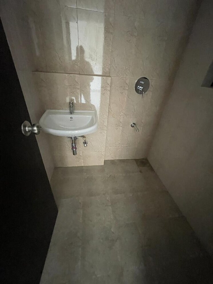 Bathroom, shapoorji-pallonji-virar-palm-grove 1 Bedroom 439 Sq.Ft. Apartment In Virar West Palghar 7416464