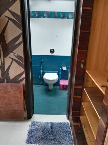 Furnished Amenities in 3 BHK Apartment at Lake Home, Powai – for Sale
