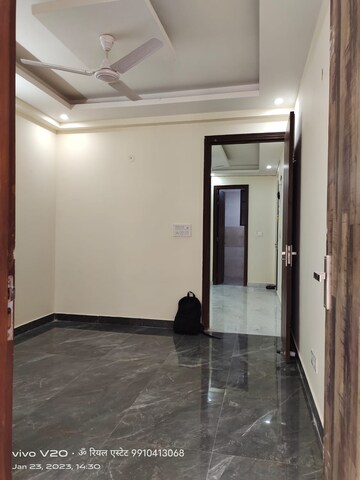 Living Room in 1 BHK Builder Floor at Chattarpur – for Sale