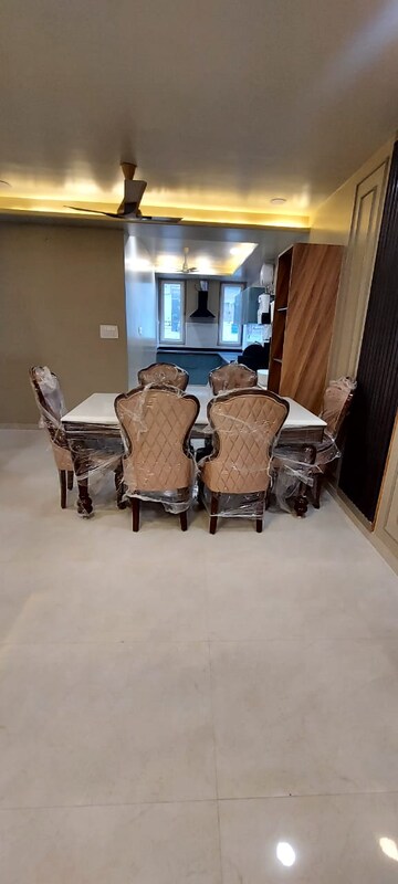 Master Bedroom in 3 BHK Builder Floor at Nirman Nagar – for Sale