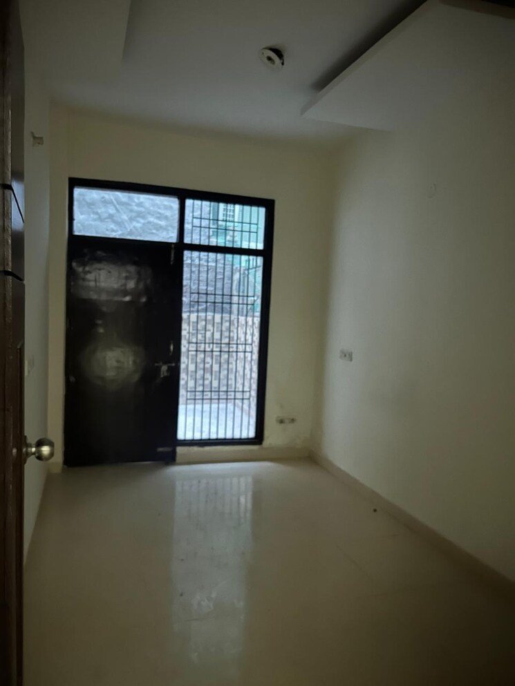Room, dhakoli 3 Bedroom 1800 Sq.Ft. Apartment In Dhakoli Zirakpur 7418363