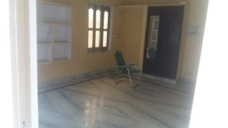 Room, sigra Commercial Office Space 450 Sq.Ft. In Sigra Varanasi 7418410
