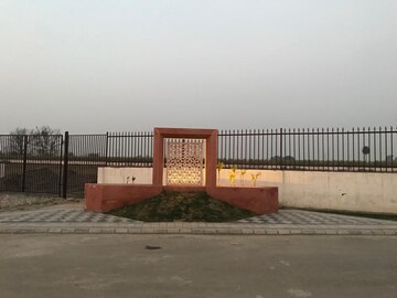  Plot – Exterior View View at Ajanta Vardhman Emerald Greens, Siwaya Jamalullapur - for Sale