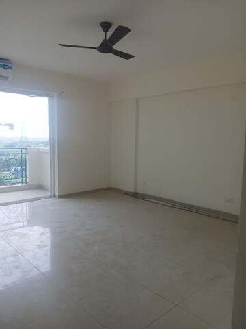 Room in 3 BHK Apartment at Sunworld Arista, Sector 168 – for Sale