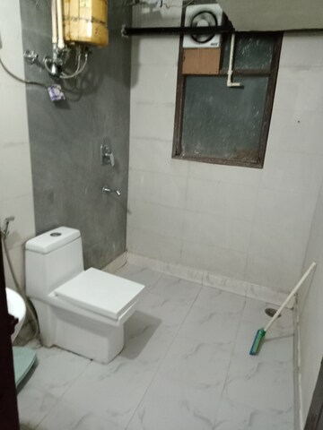 1 BHK Builder Floor For Sale in Paryavaran Complex