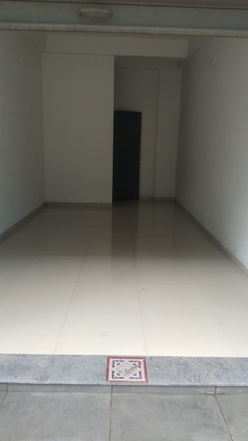 Commercial Shop 400 Sq.Ft. For Rent in Altadra Vadodara  7419442