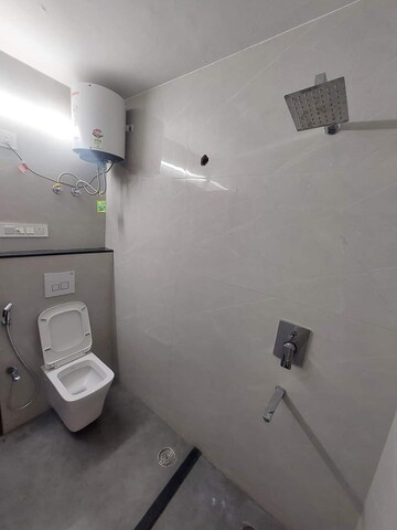 Bathroom in 5 BHK Apartment at Raja Park – for Sale