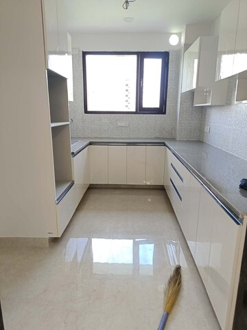 Kitchen in 3 BHK Builder Floor at BPTP Eden Estate, Sector 81 – for Sale