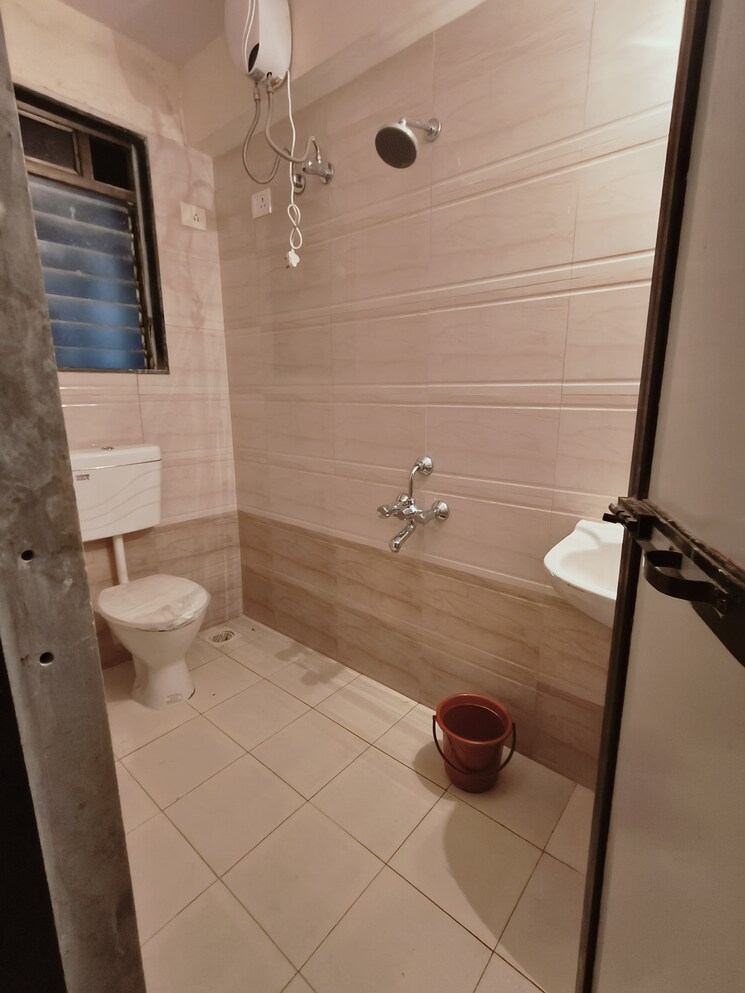 Bathroom, eon-one 1 Bedroom 405 Sq.Ft. Apartment In Prabhadevi Mumbai 7419683
