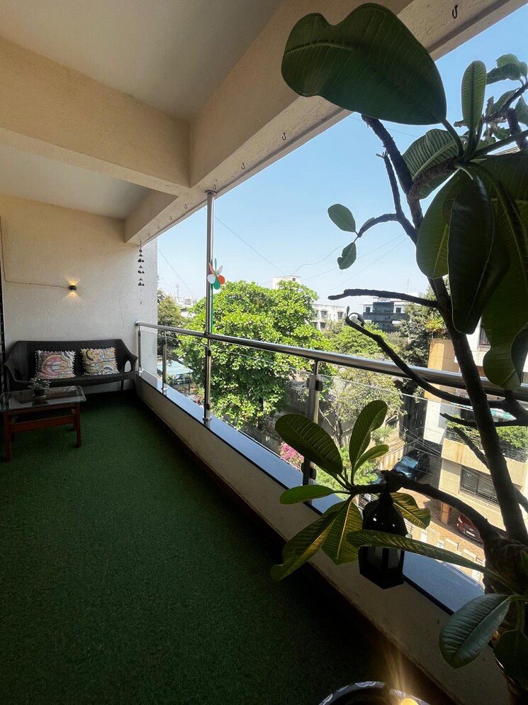 Balcony, lulla nagar 4 Bedroom 1850 Sq.Ft. Apartment In Lulla Nagar Pune 7419884