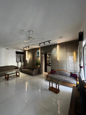 4 BHK Apartment For Sale in Lulla Nagar