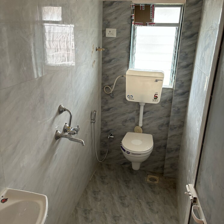 Bathroom, kshitij-vivanta 1 Bedroom 430 Sq.Ft. Apartment In Sonapur Mumbai 7419939