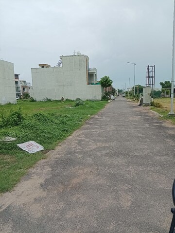 Plot Area in  Plot at Gwalior Road – for Sale